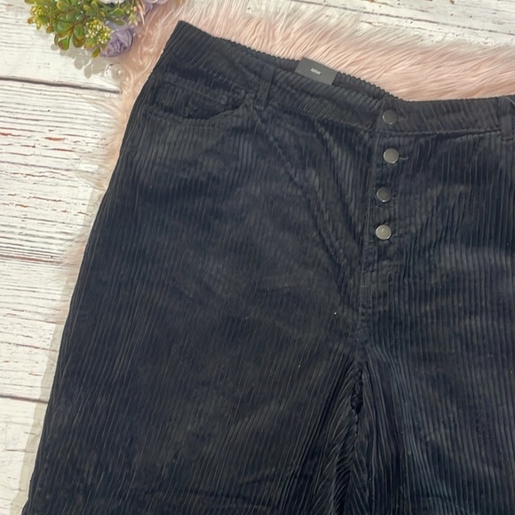 NWT Vero Moda Curve Black Kathy Wide Cord High Rise Pants - Picture 7 of 10
